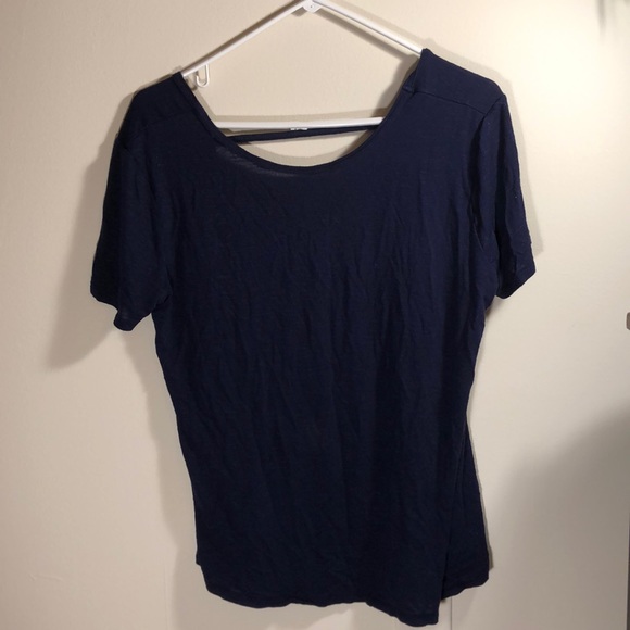 WHISPER Navy spandex gym shirt w/ open back - Picture 1 of 2